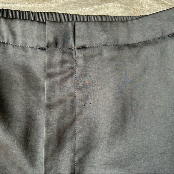 Uniqlo Satin Relaxed Straight Pants in Black - Picture 13 of 13